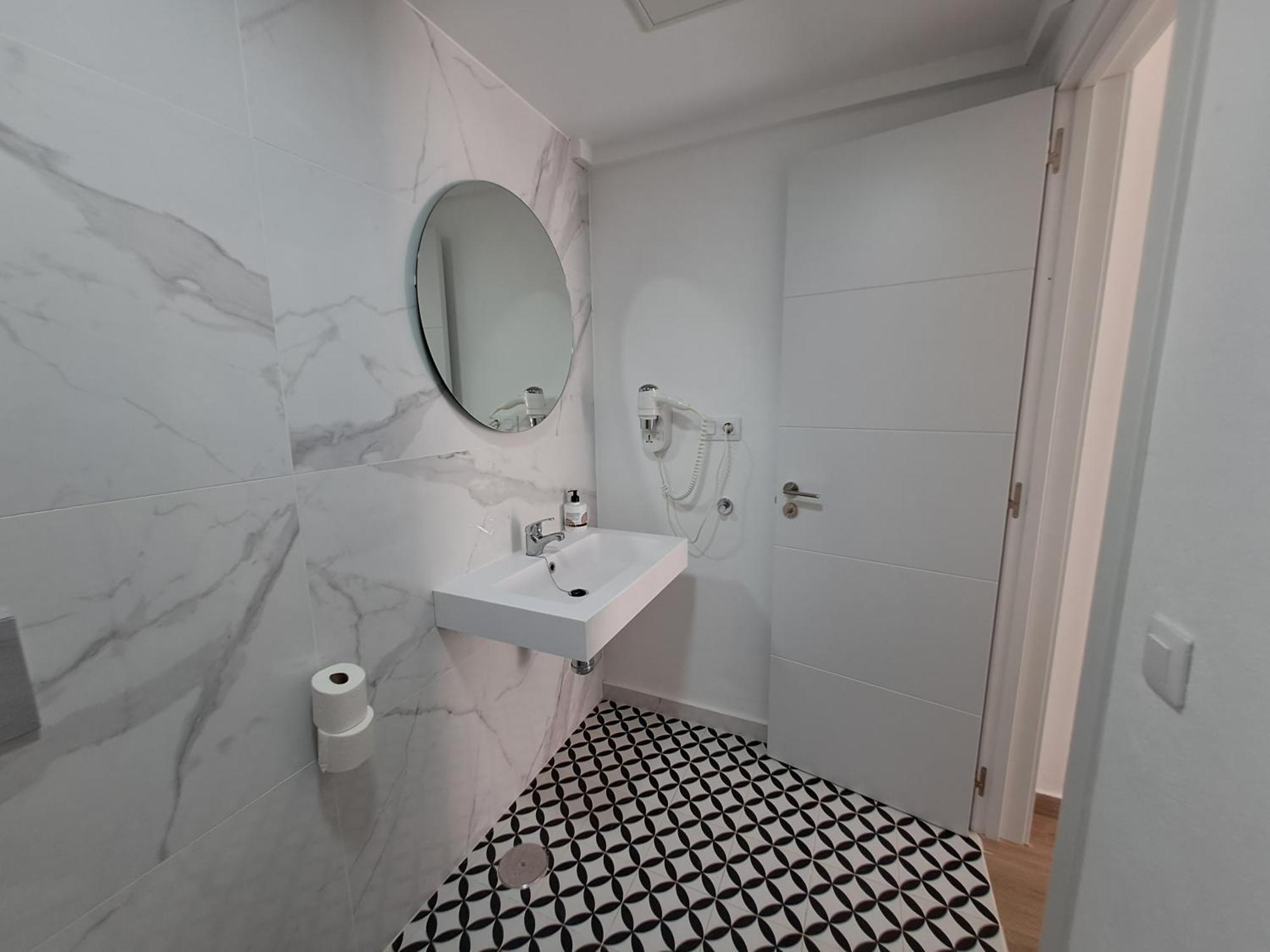 Homeforguest Apartamento Con Terraza Y Piscina En Corralejo Exteriör bild
